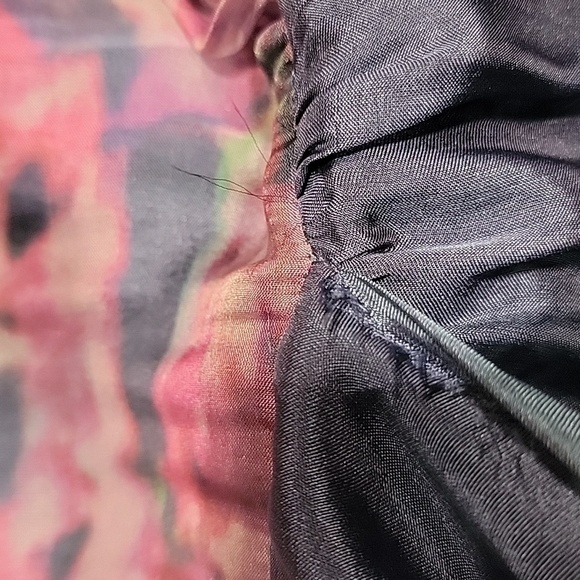 Luxe by Seraphine Size 6 Navy Blue & Pink Floral Silk Maternity Gown - Picture 9 of 16